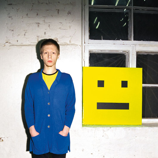 530x527, 49 Kb / мальчик, стена