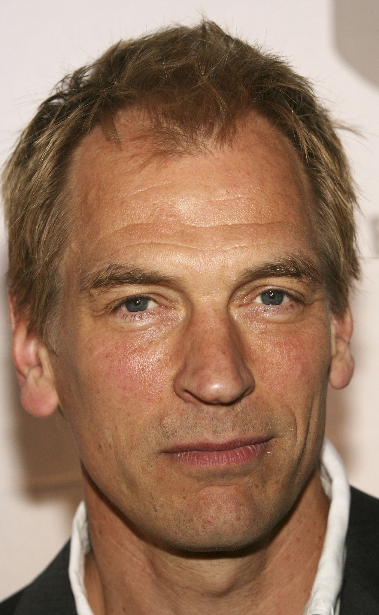 1262x2048, 375 Kb / Джулиан Сэндс, чернокнижник, портрет, Julian Sands