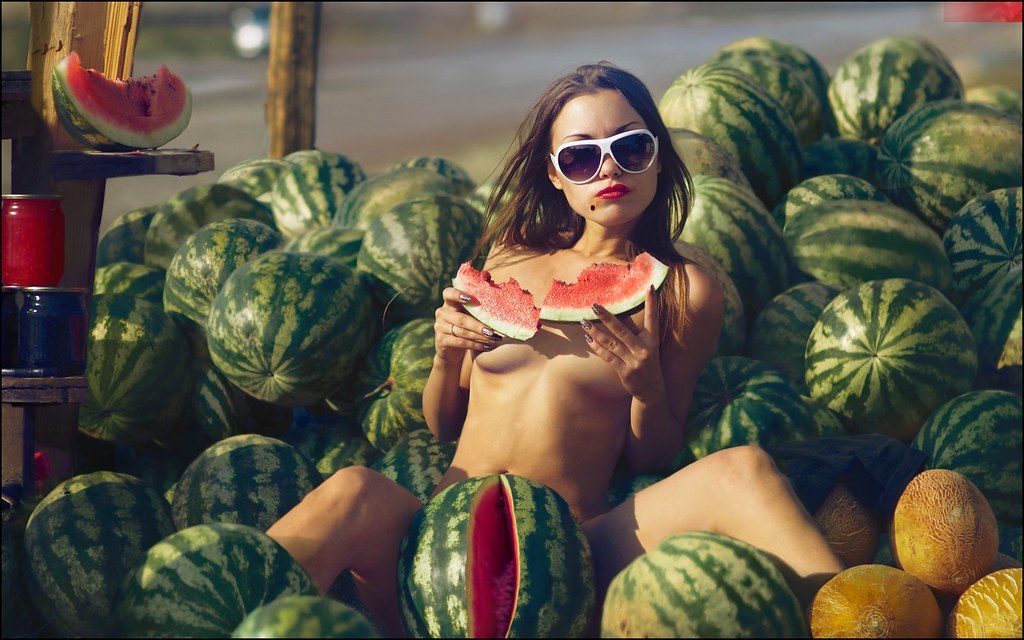 1024x640, 146 Kb / арбуз, очки, банка, дыня