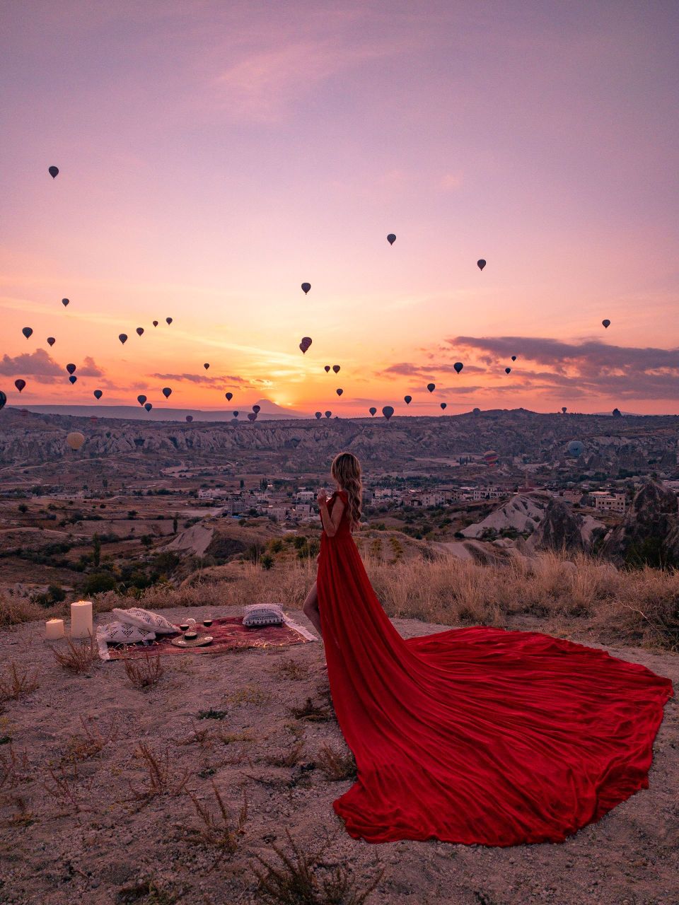 960x1280, 204 Kb / платье, воздушный шар, пикник, горы