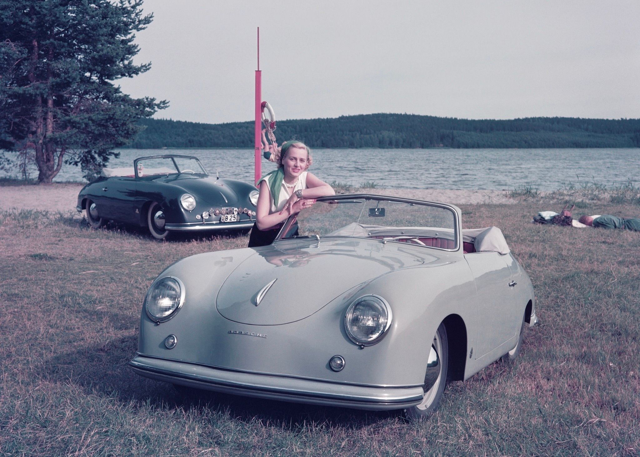 2048x1463, 450 Kb / автомобиль, классика, ретро, кабриолет, Porsche