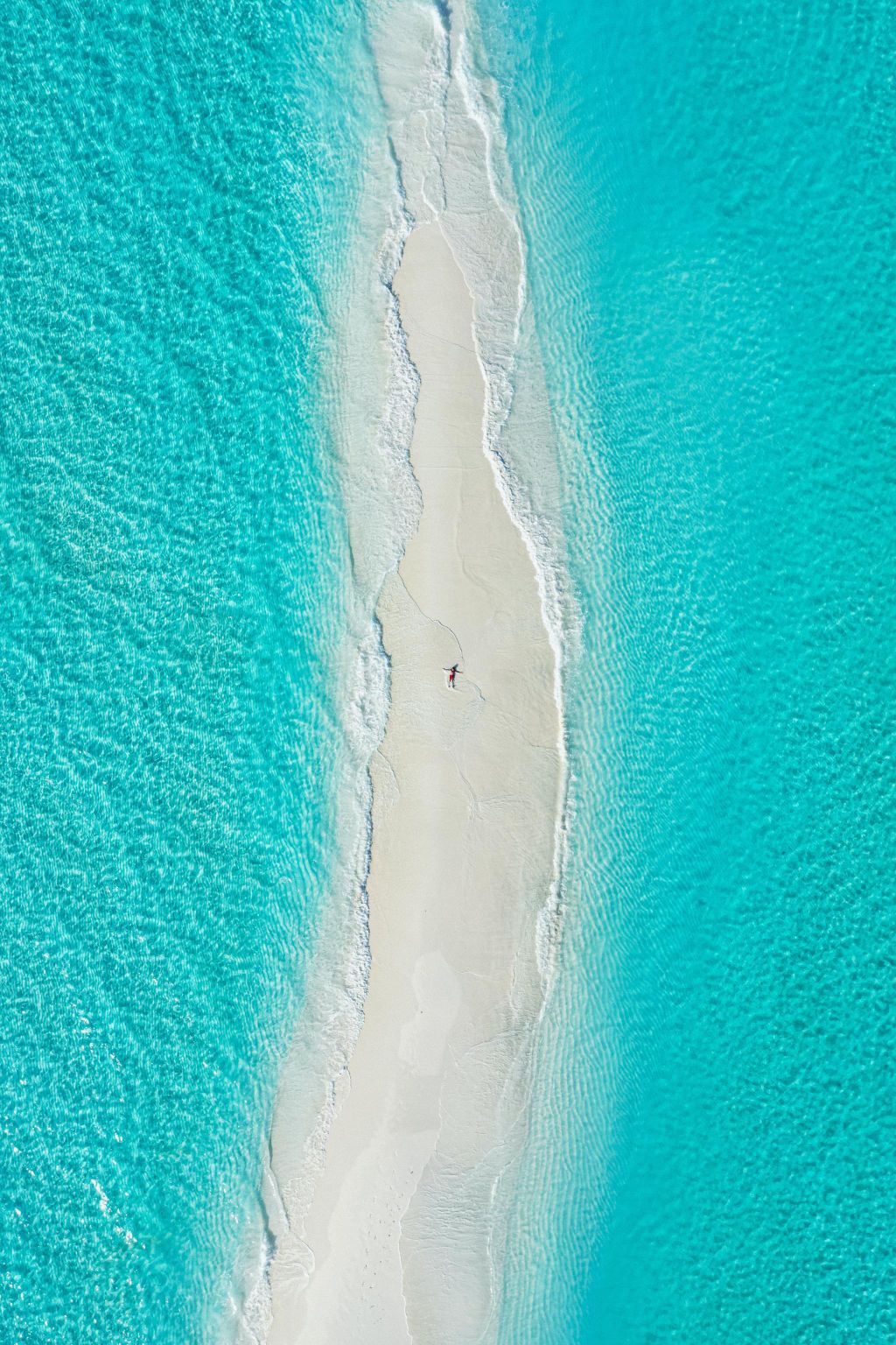 1024x1536, 328 Kb / Песок, остров, сверху, тропинки, море, океан, пляж, коса