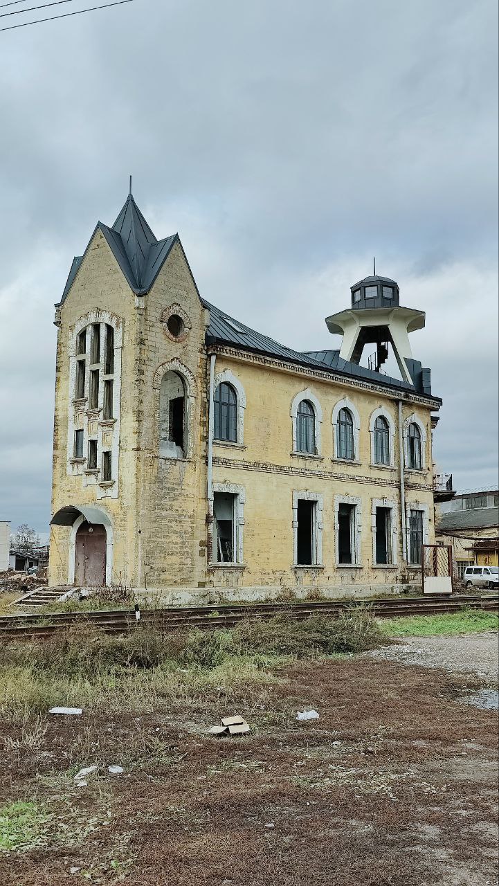 721x1280, 264 Kb / Маяк, Нижний Новгород