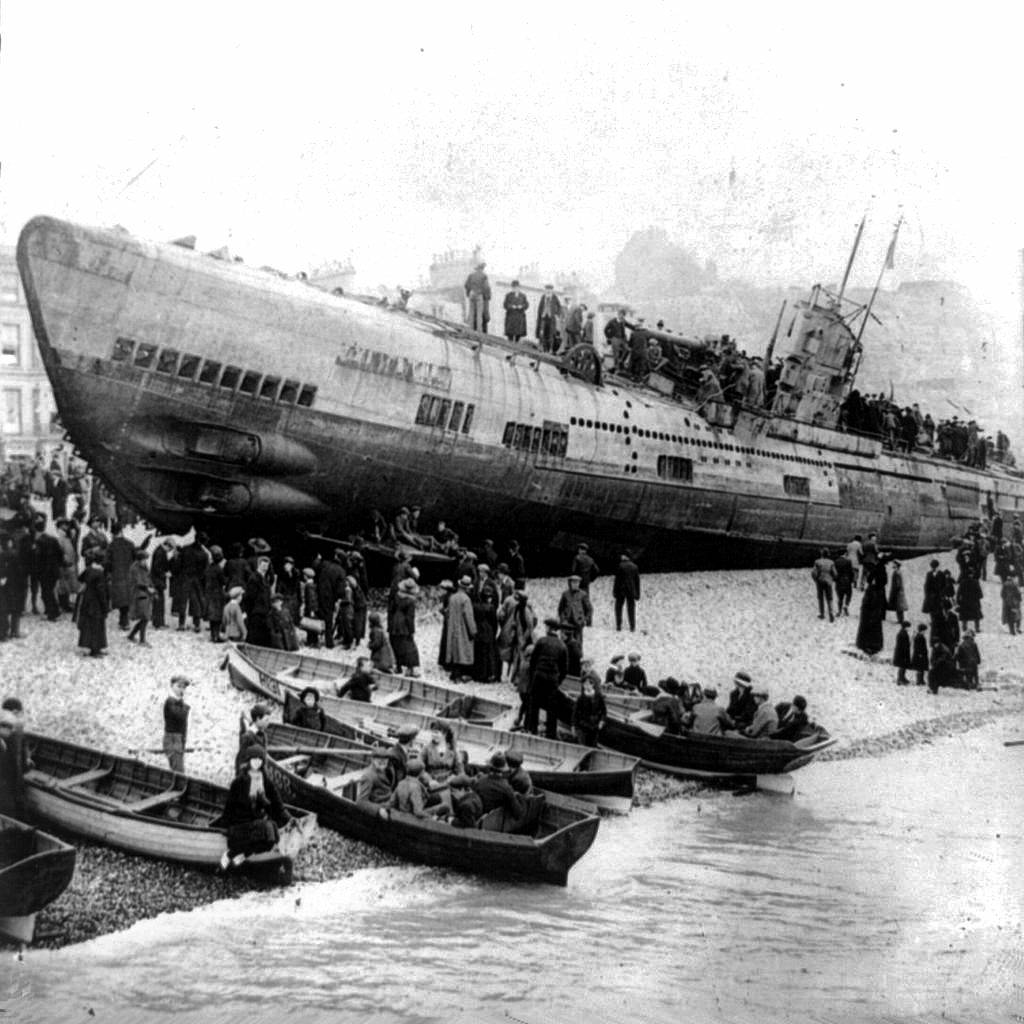 1024x1024, 129 Kb / ч/б, лодка, подлодка, подводная лодка