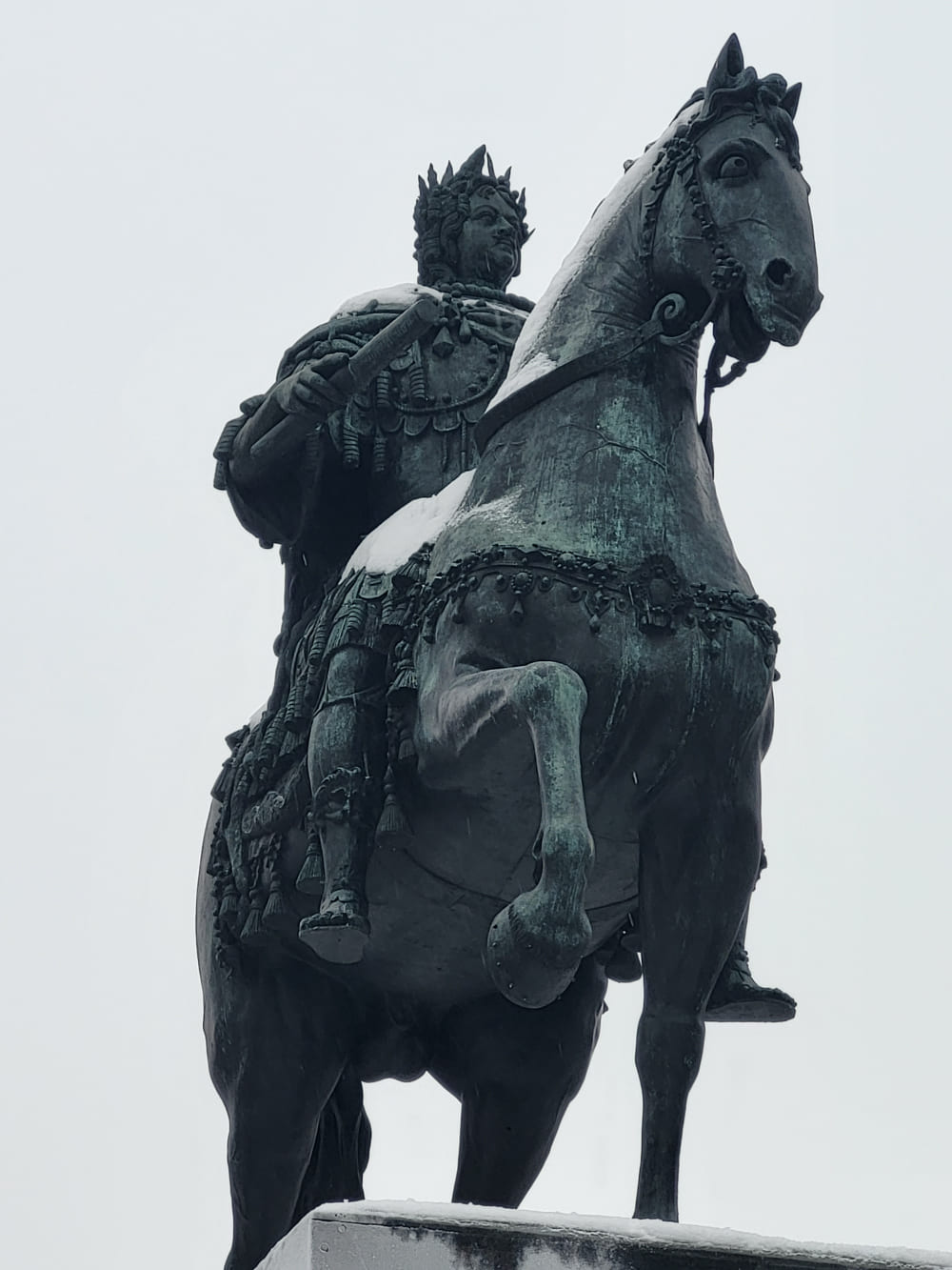 1000x1333, 104 Kb / скульптура, памятник, Петр 1, конь, Pana