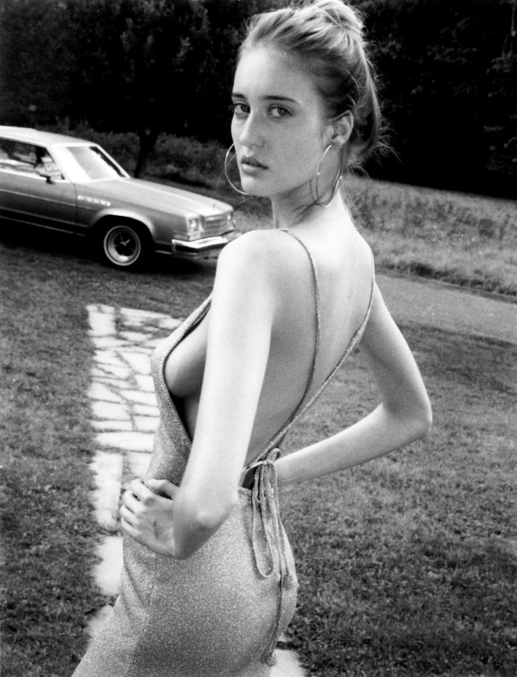 740x968, 174 Kb / ч/б, платье, серьги, автомобиль, Enya Bakunova, Jonathan Leder