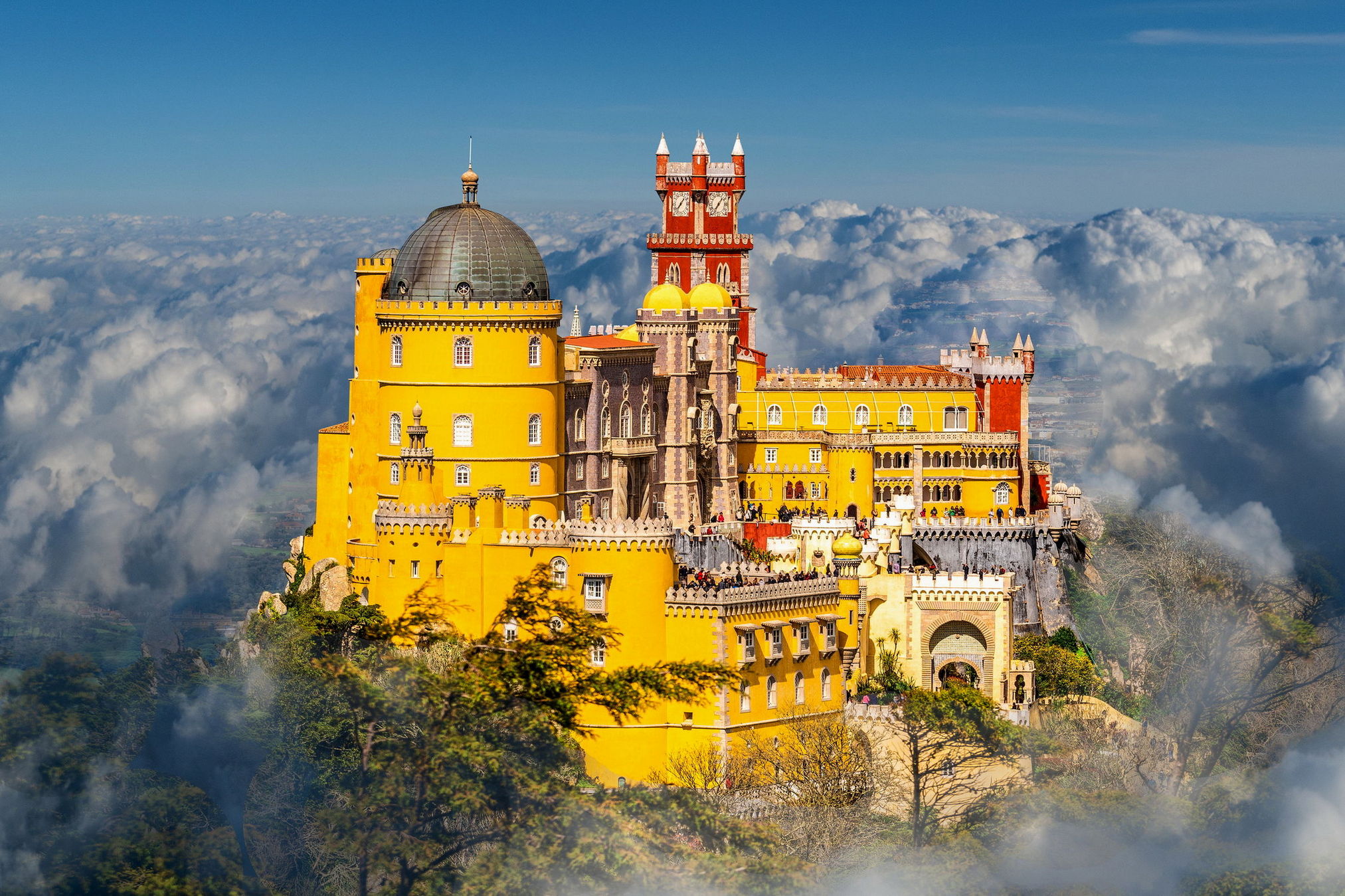2025x1349, 588 Kb / Дворец Пена, Синтра, Португалия, замок, горы, облака, Pena Palace
