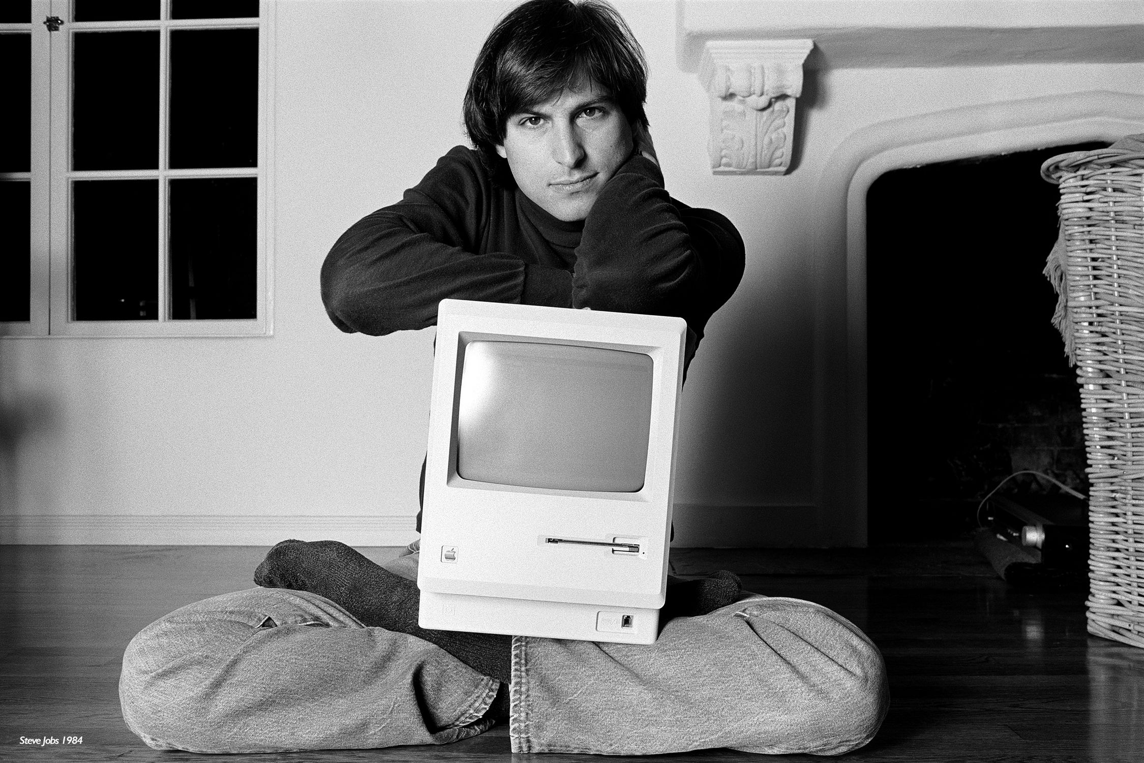 2250x1501, 629 Kb / Steve Jobs, Стив Джобс, Apple, ПК, джинсы, компьютер, ч/б