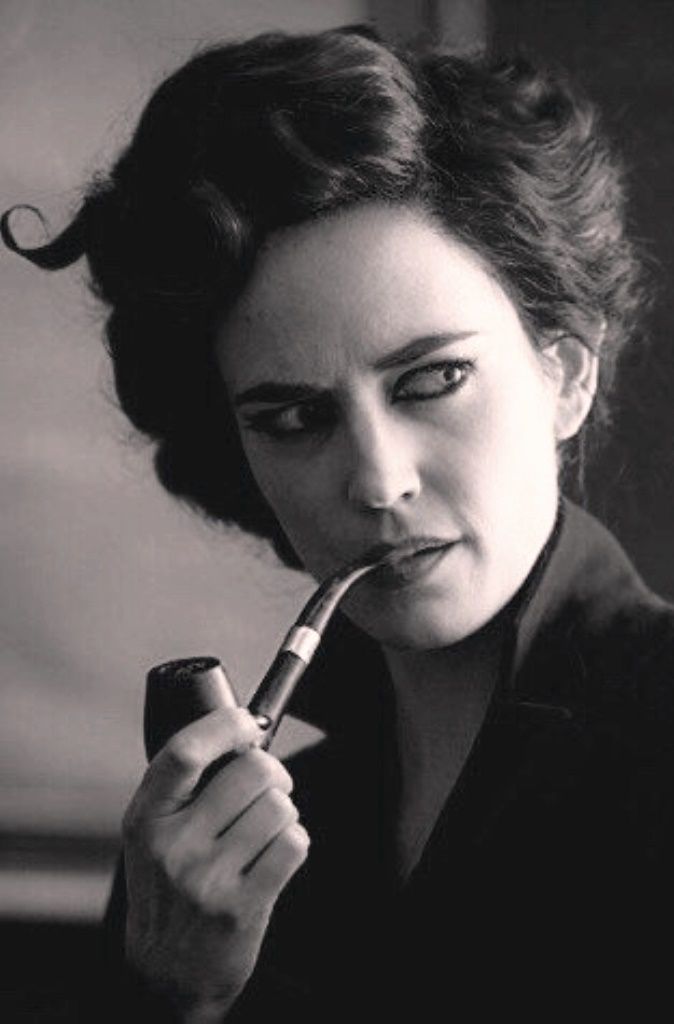 674x1024, 51 Kb / женщина, Ева Грин, трубка, ч/б