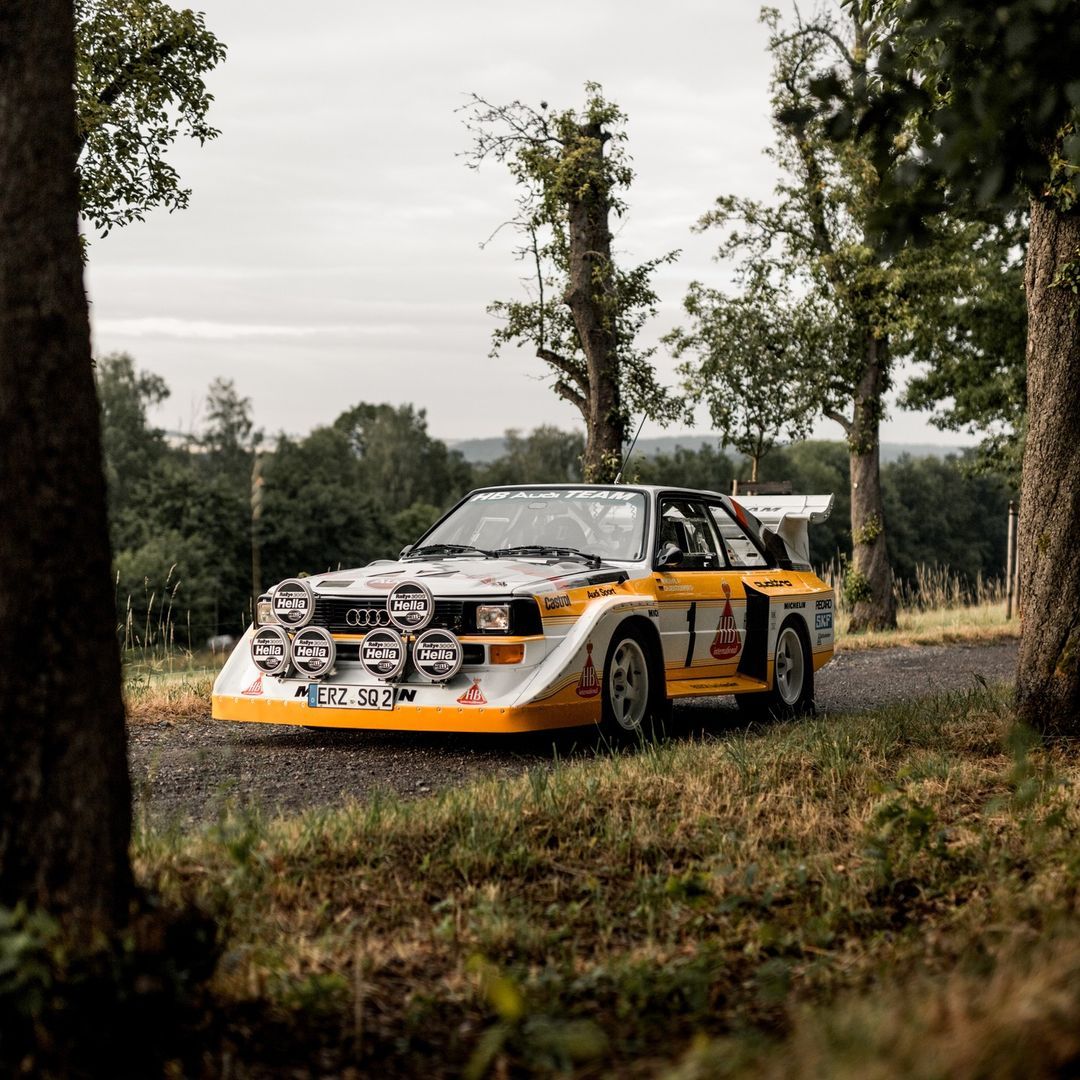 1080x1080, 229 Kb / автомобиль, классика, ретро, audi, фары, ралли