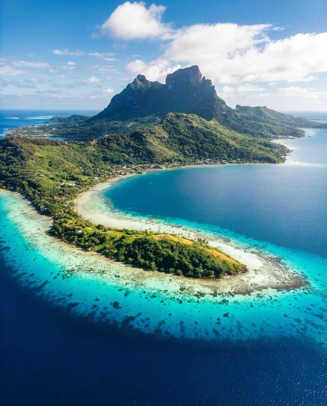 1080x1342, 425 Kb / остров, лес, тропики, Бора-бора, горы, пляж