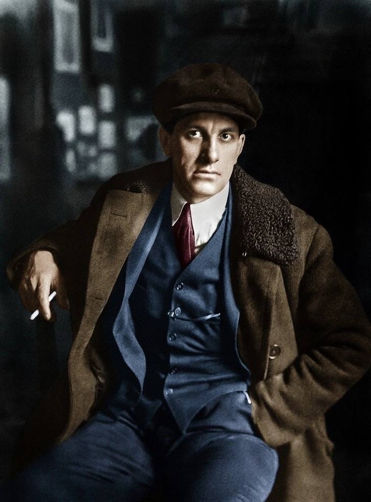 728x986, 75 Kb / Маяковский