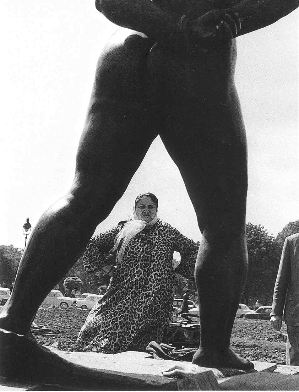 952x1248, 100 Kb / скульптура, женщина, ч/б, Роберт Дуано