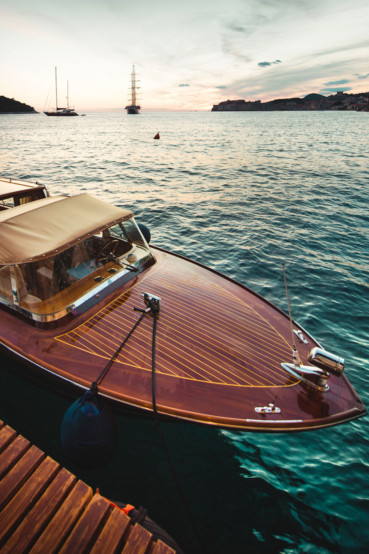 1280x1920, 457 Kb / катер, парусник, яхта