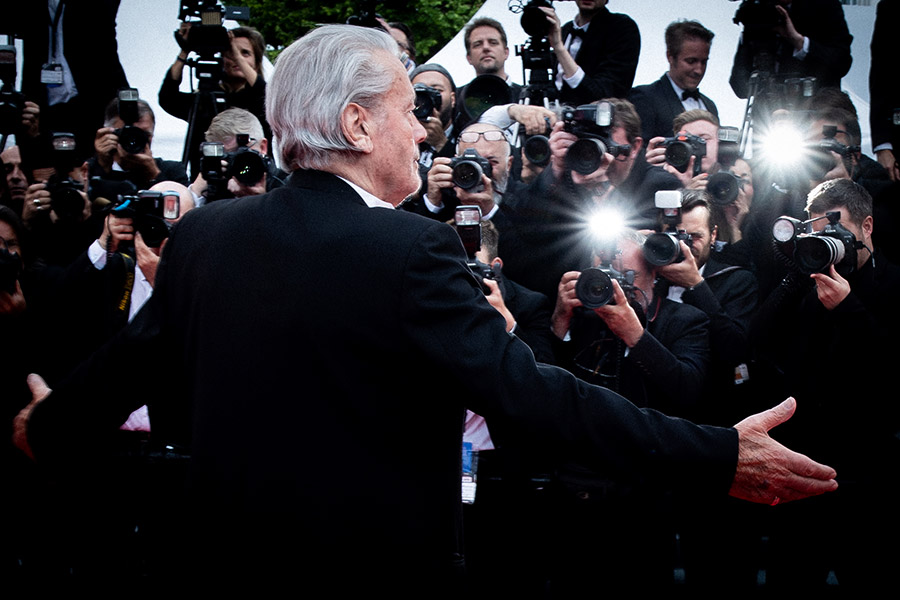 900x600, 120 Kb / Ален Делон, Канн