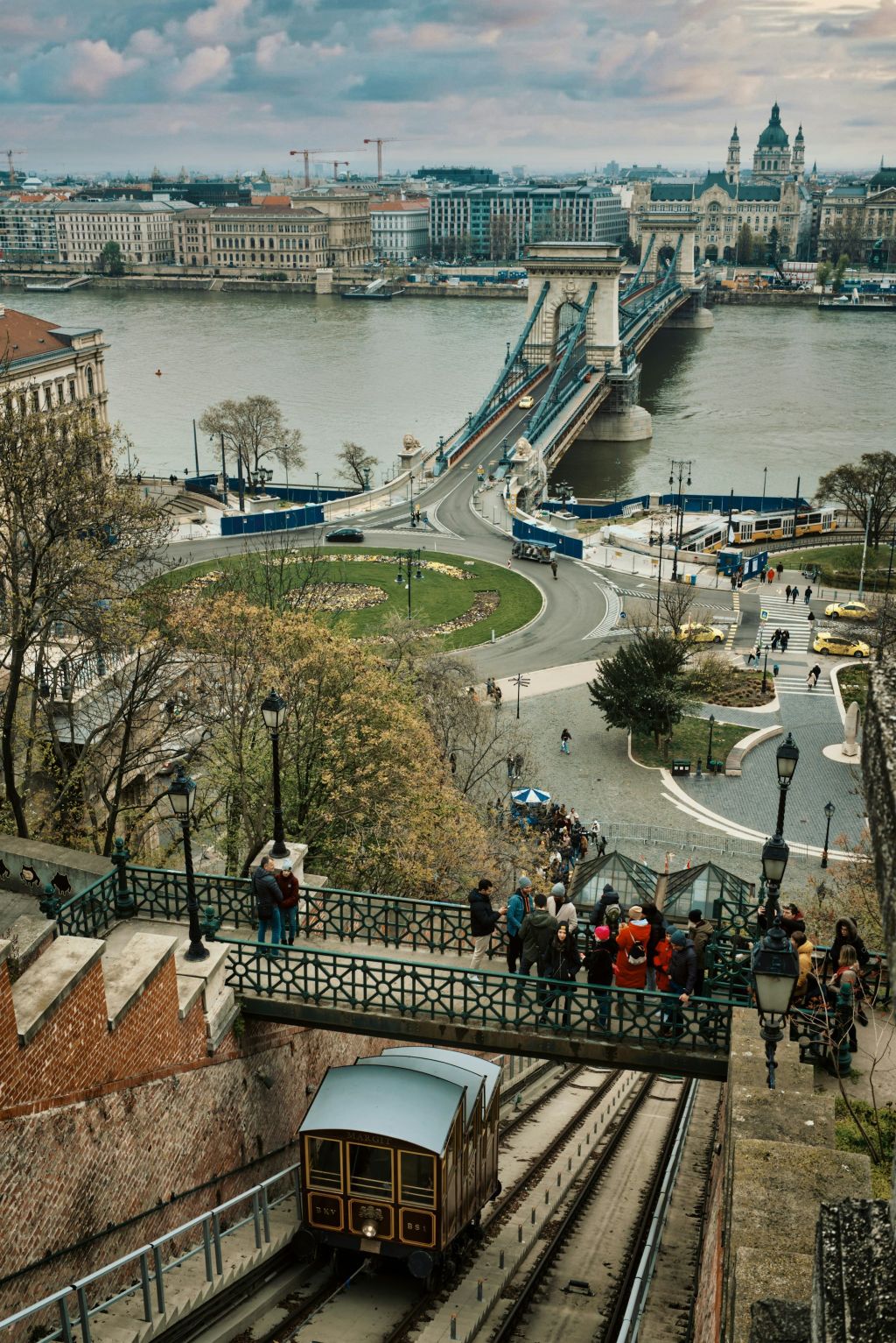 1024x1533, 400 Kb / Венгрия, Будапешт, мост, река