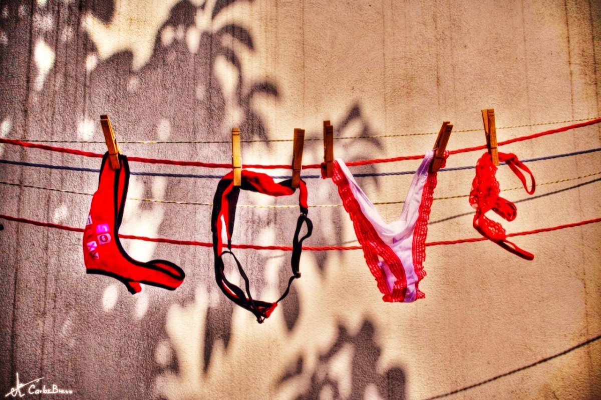 1200x800, 255 Kb / LOVE, трусы, трусики, прищепки, белье