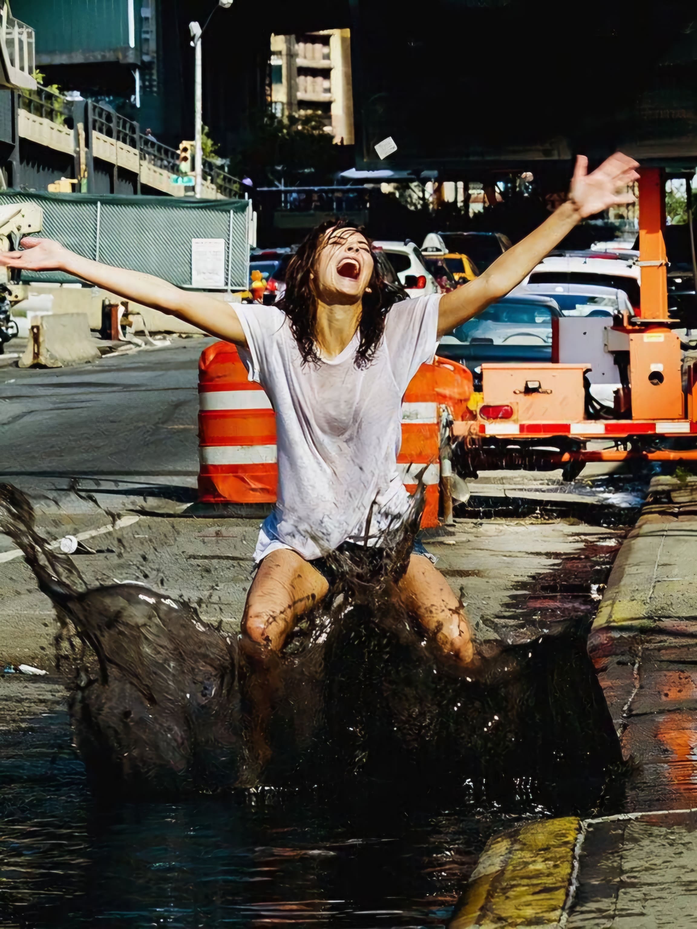 2304x3072, 594 Kb / Счастье, лужа, брызги, грязь