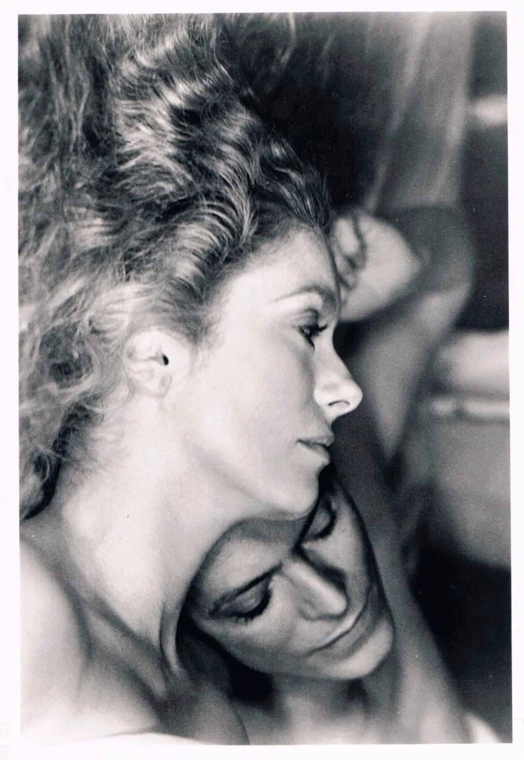 1070x1552, 148 Kb / Денёв, Боуи, ч/б