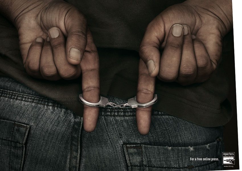 850x601, 116 Kb / наручники, пальцы