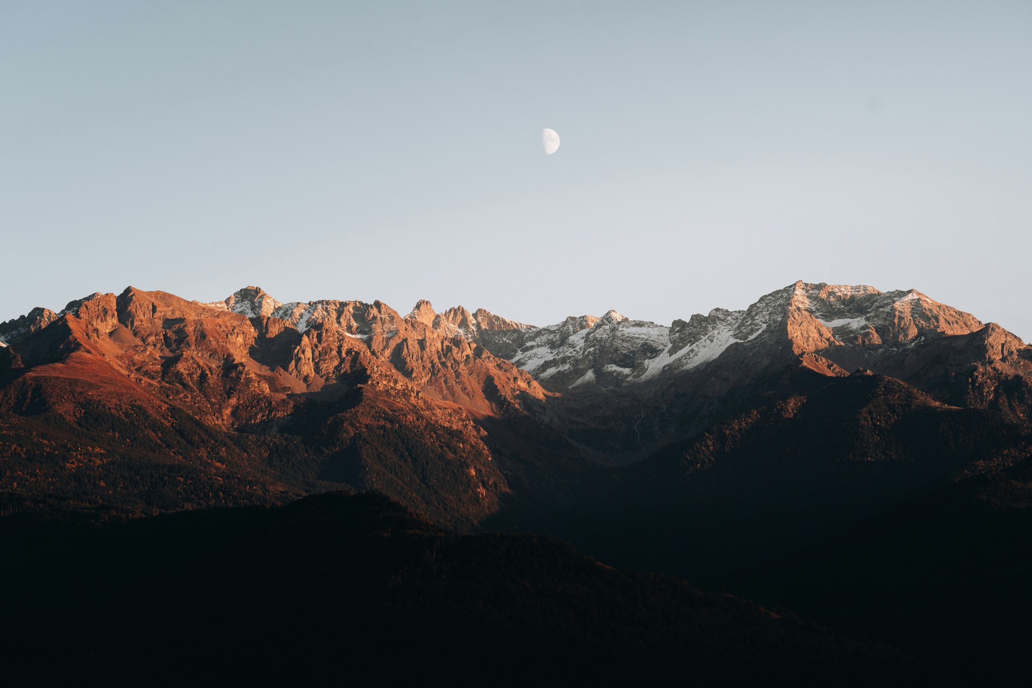 2048x1365, 307 Kb / горы, скалы, луна