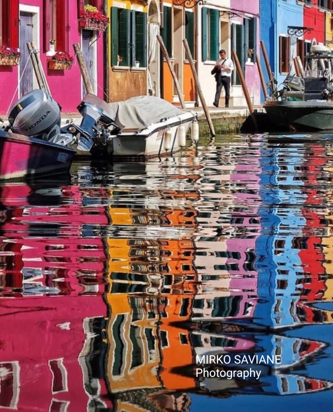 1080x1335, 219 Kb / разноцветные домики, отражение, Бурано. Венеция, Италия