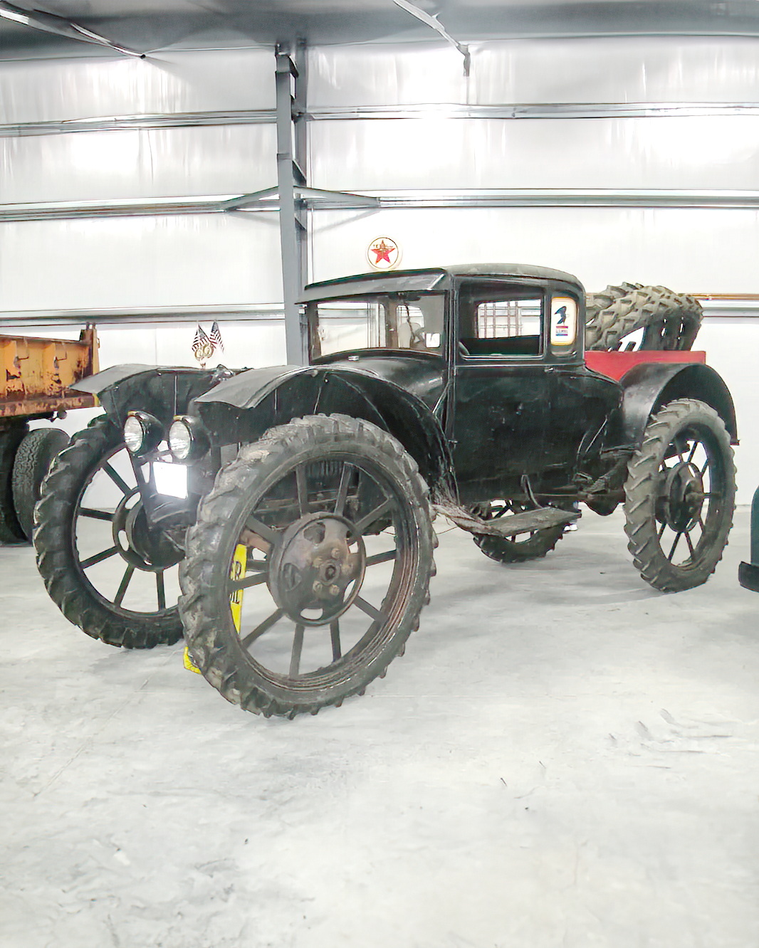 1066x1332, 393 Kb / 1930 Ford Model A Mail Delivery, джип