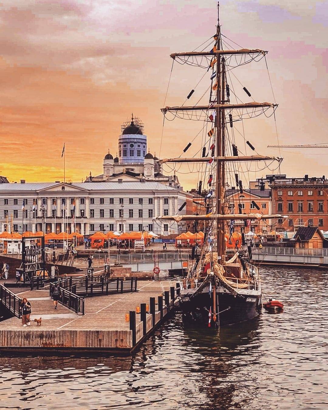 1080x1350, 276 Kb / Хельсинки, Финляндия, парусник, пристань, набережная