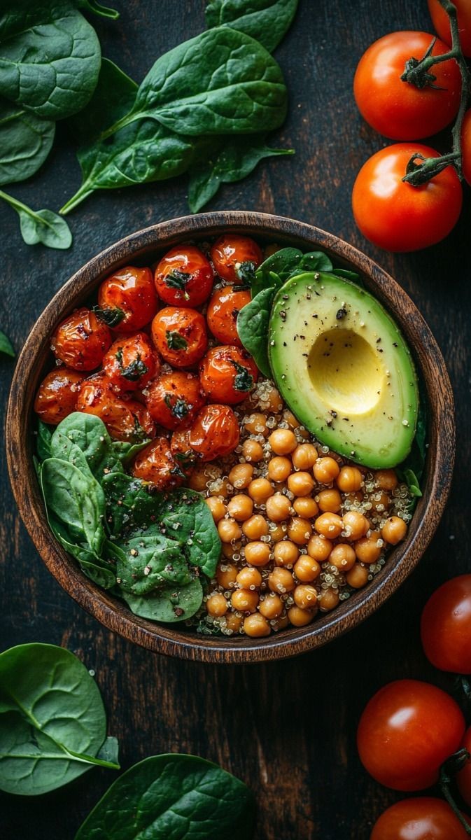 673x1200, 186 Kb / овощи, зелень, тарелка, помидоры, томаты, горох, авокадо, нут, киноа, базилик