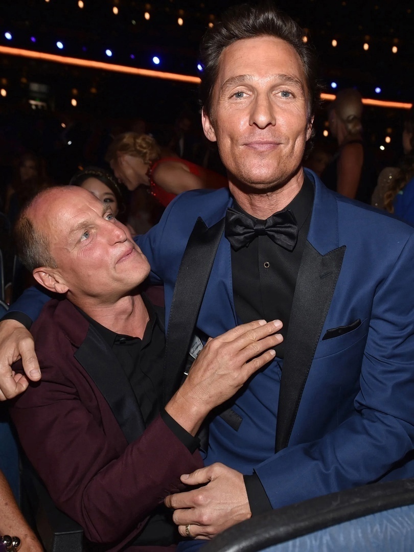 810x1080, 256 Kb / мэттью макконахи, вуди харрельсон