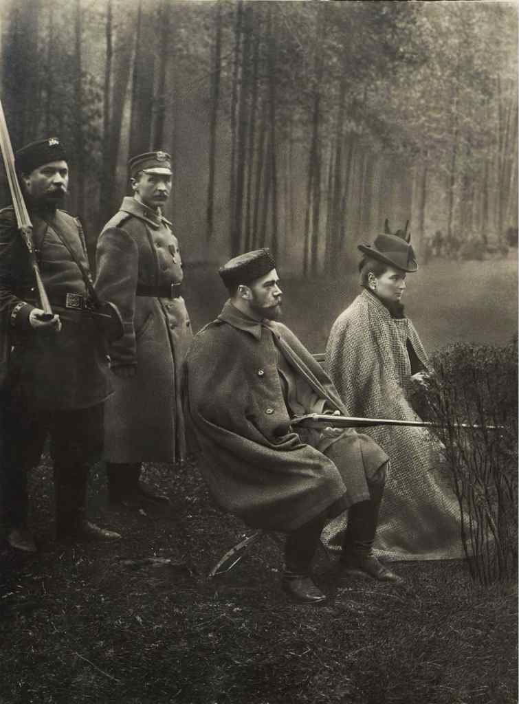 755x1024, 62 Kb / Царь, Николай, ружье, император, шинель, солдат, шляпа