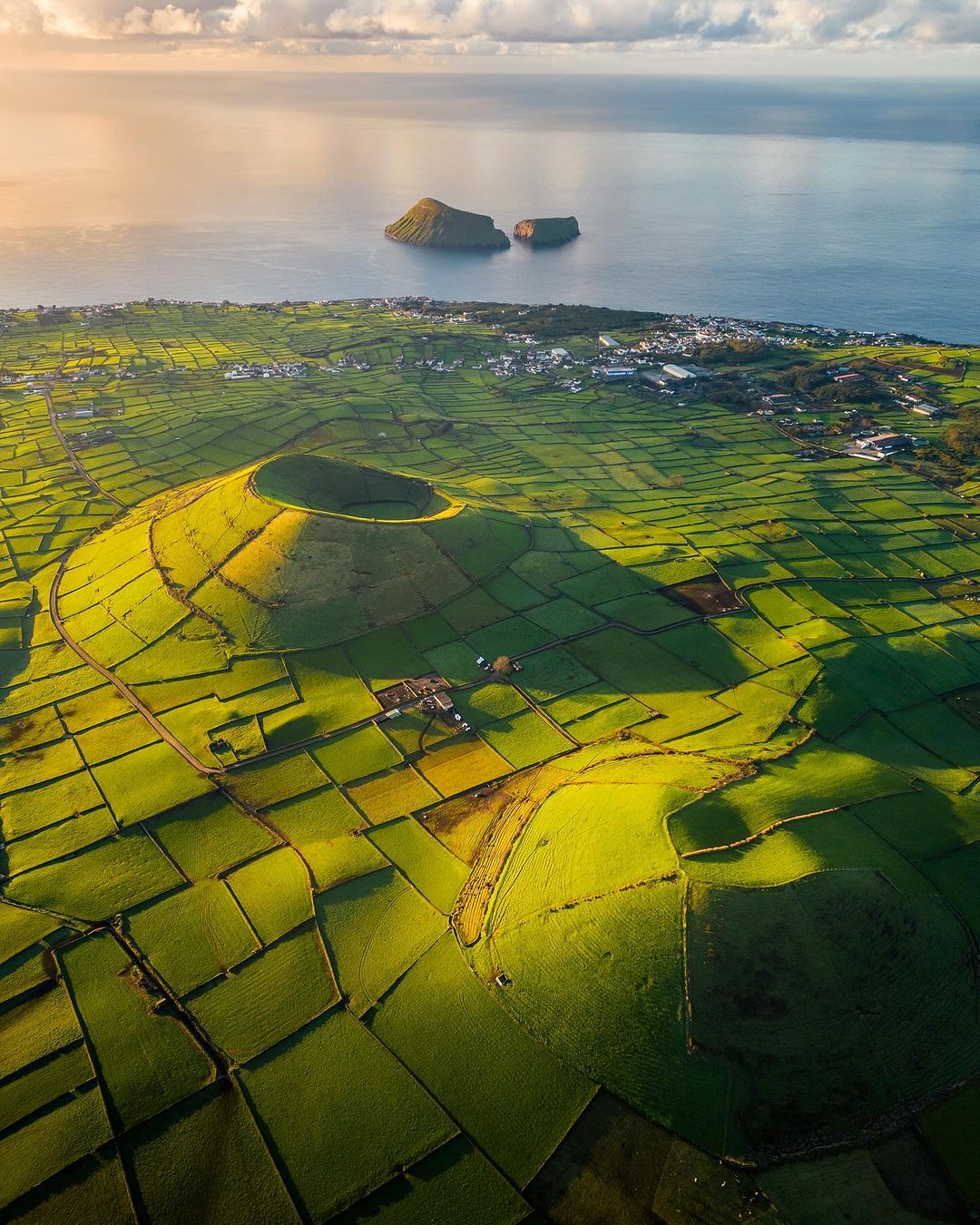 1080x1350, 313 Kb / азорские острова, остров, кратер