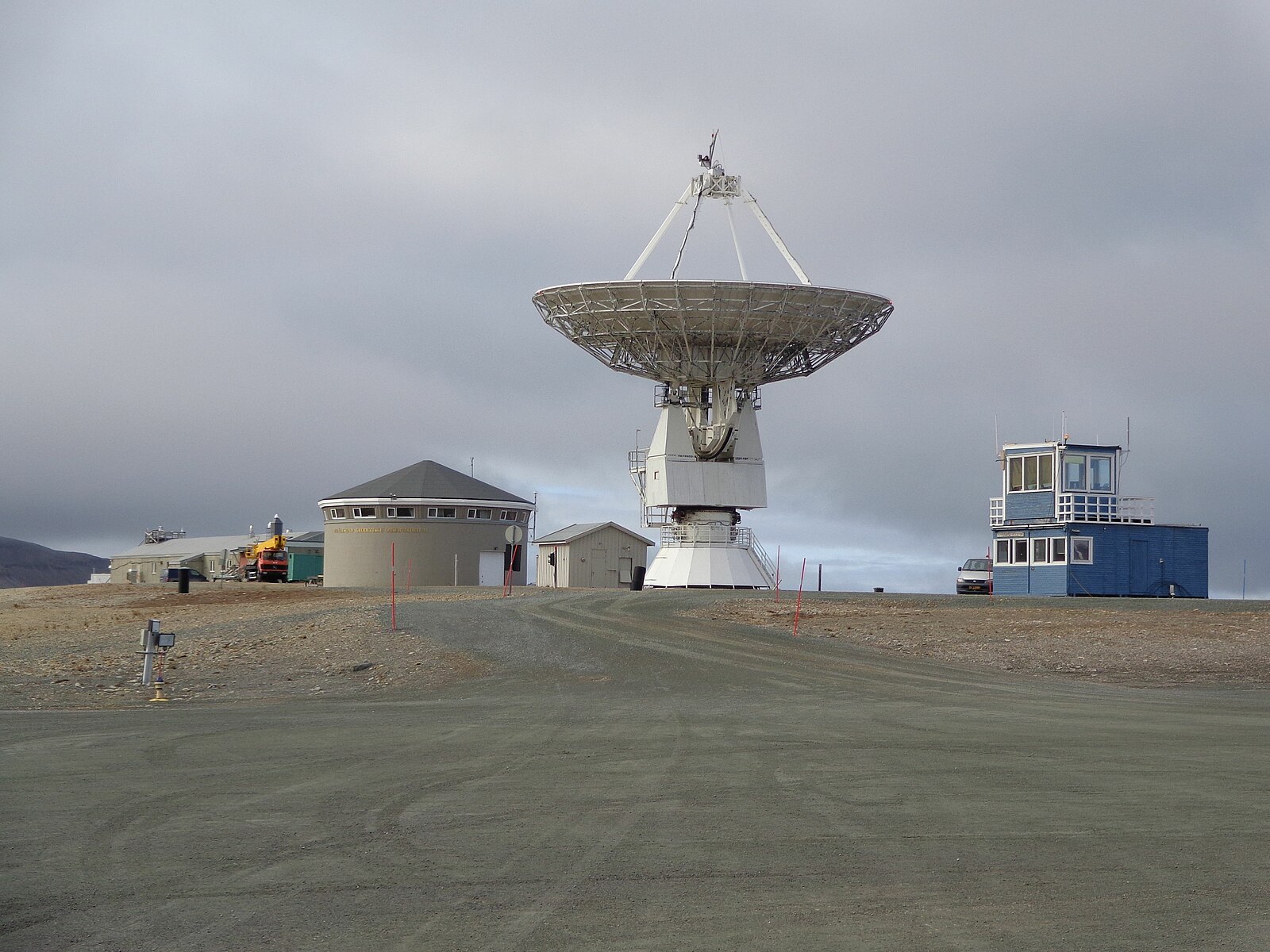 1600x1200, 348 Kb / радиотелескоп