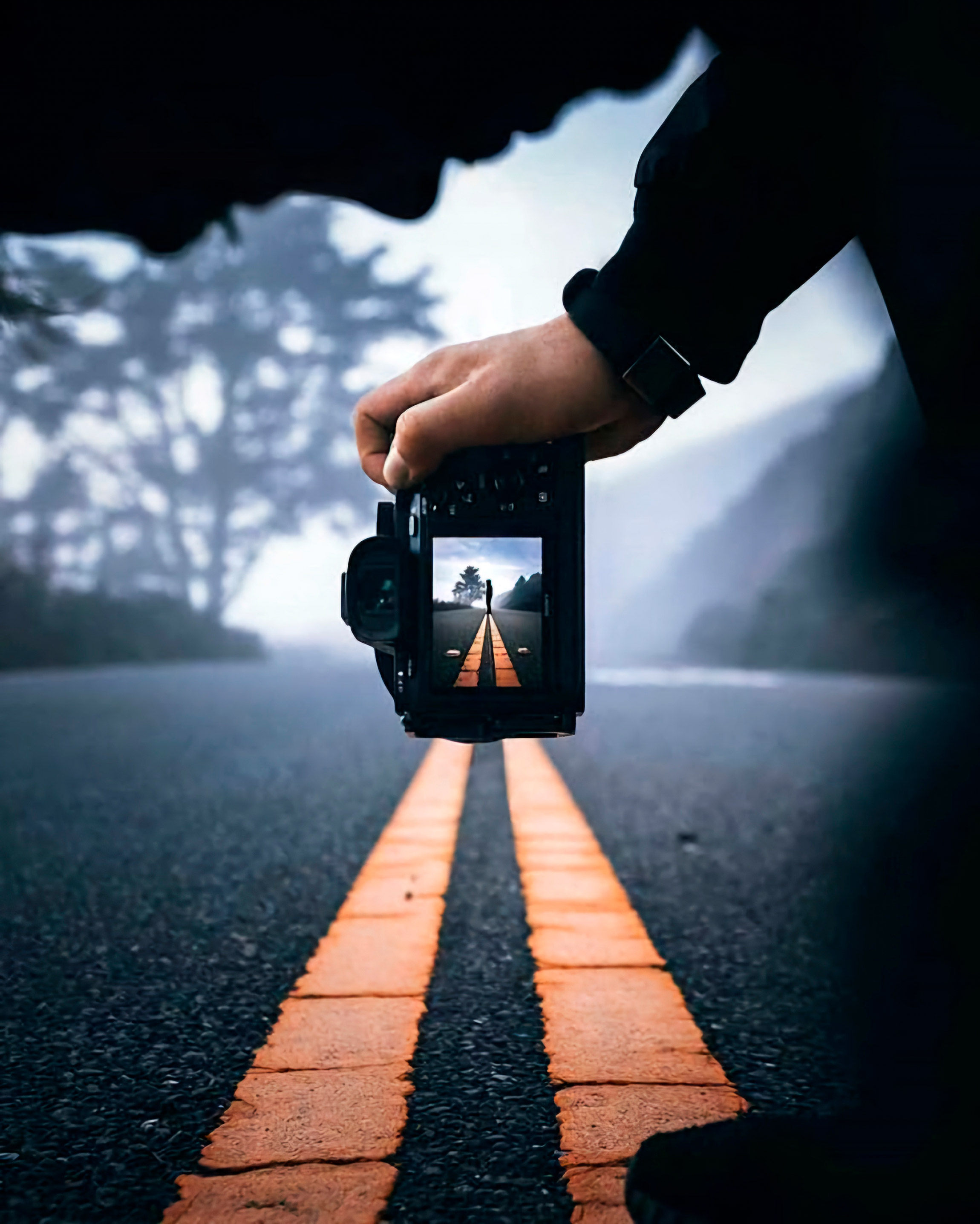 2300x2872, 575 Kb / дорога, полоса, фотоаппарат