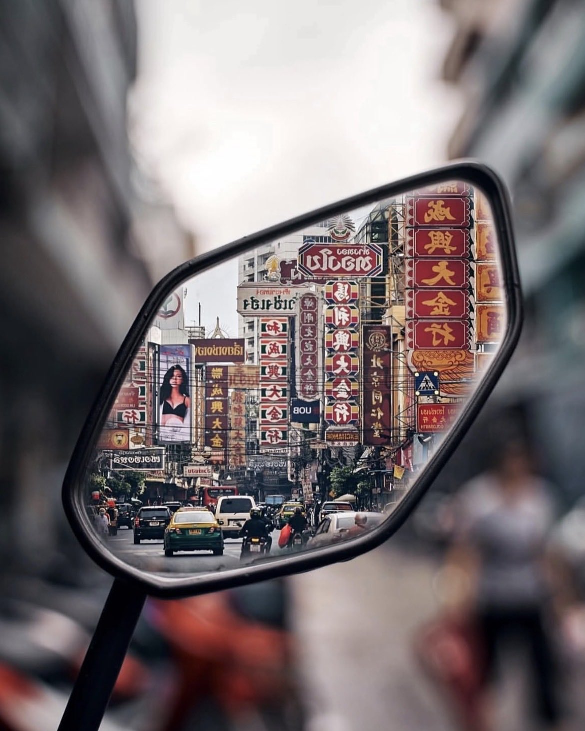 1170x1463, 188 Kb / город, отражение, зеркало