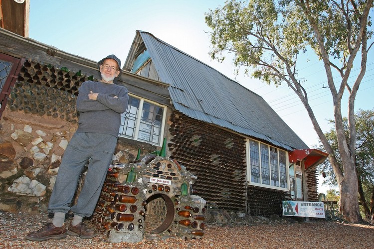 750x500, 163 Kb / дом, бутылки, пиво