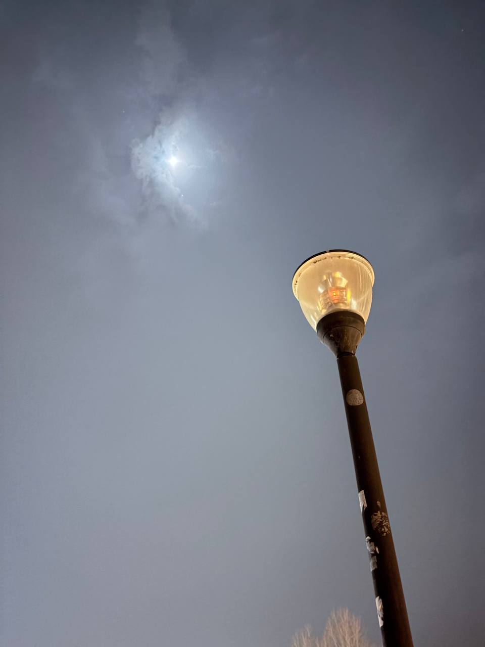 960x1280, 31 Kb / фонарь