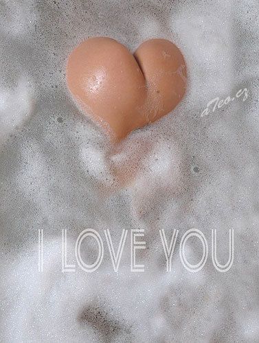 377x500, 47 Kb / попа, ванна, сердце