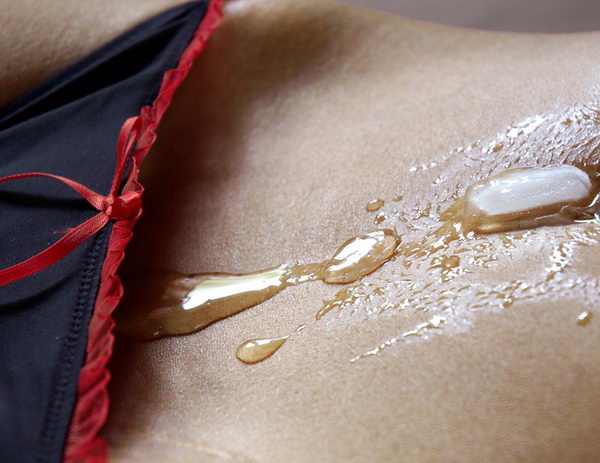 600x463, 59 Kb / капли, трусики, трусы, лобок, пупок, бантик