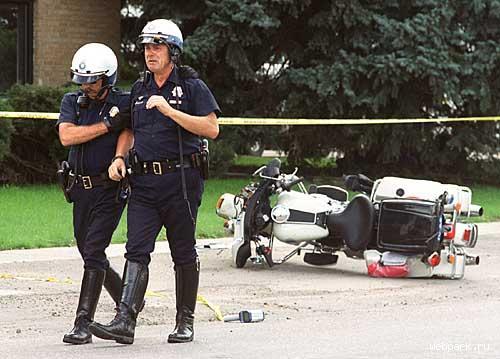 500x359, 39 Kb / коп, обида, плач, слезы, мото, авария, электричка, ХД, HD