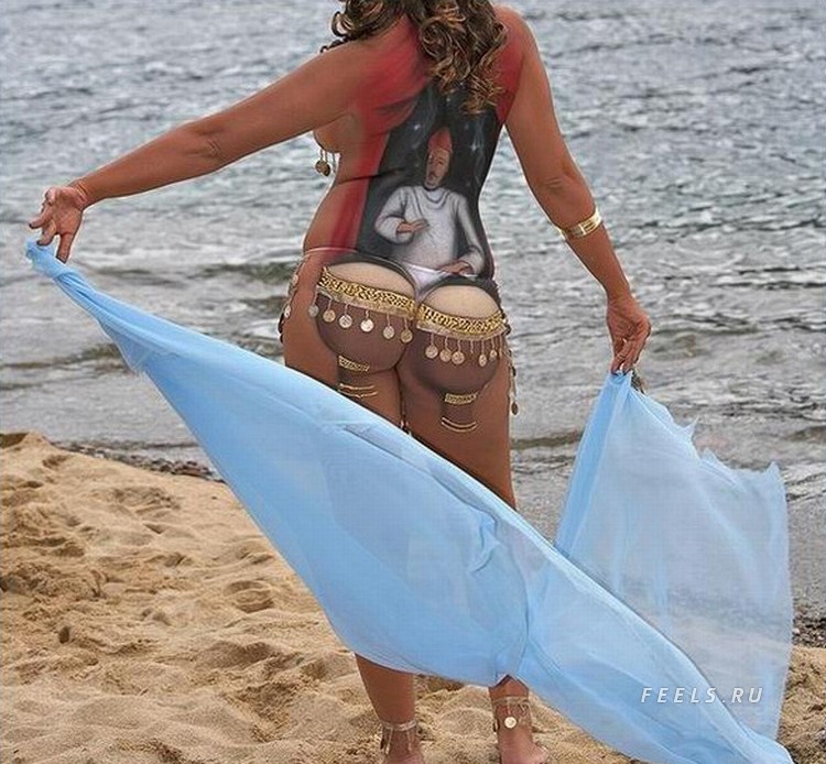 750x694, 133 Kb / бодиарт, пляж, песок, тряпка, море, попа