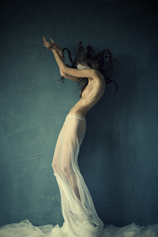 547x820, 269 Kb / девушка, вуаль