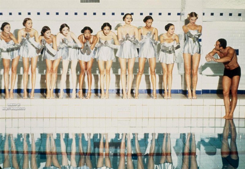 800x553, 95 Kb / бассейн, девушки, тренер