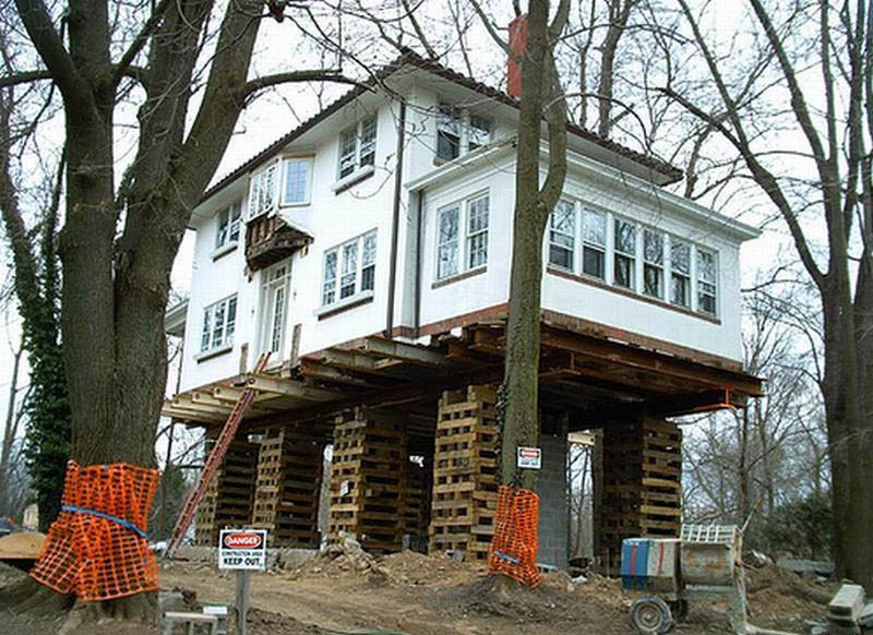 800x582, 163 Kb / дом на столбах