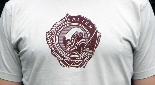 522x288, 26 Kb / майка, орден, ленин, чужой, alien