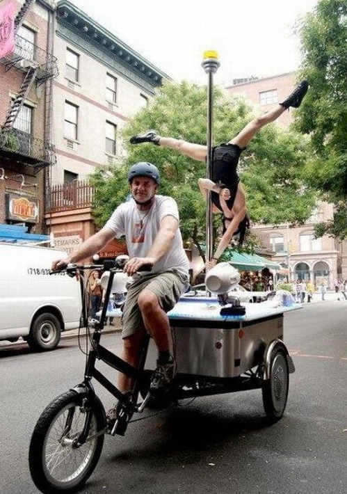 499x710, 142 Kb / велосипед, стриптиз