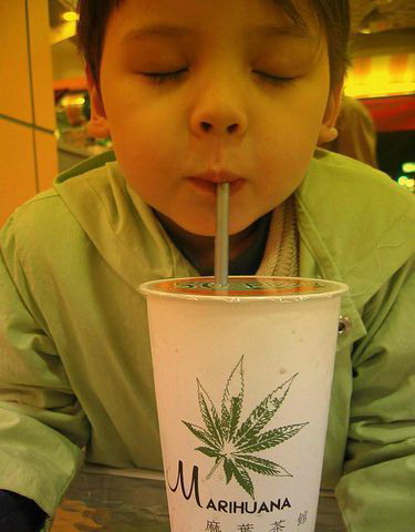 375x480, 39 Kb / трава, коктейль