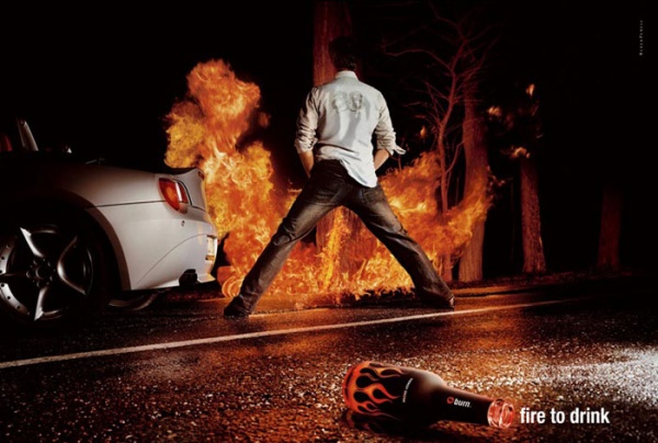 600x404, 90 Kb / реклама, бёрн, burn, машина, бутылка, мужик, огонь, пожар, пламя