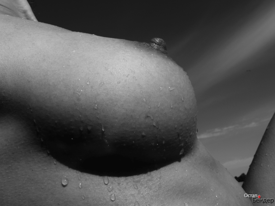 884x662, 236 Kb / сиська