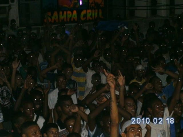 640x480, 40 Kb / негры, глаза